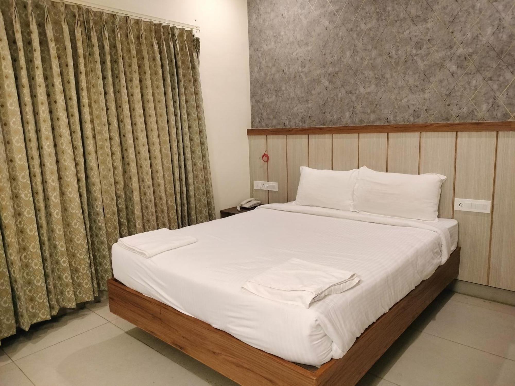 Wyt Hotels - Rameswaram Bagian luar foto