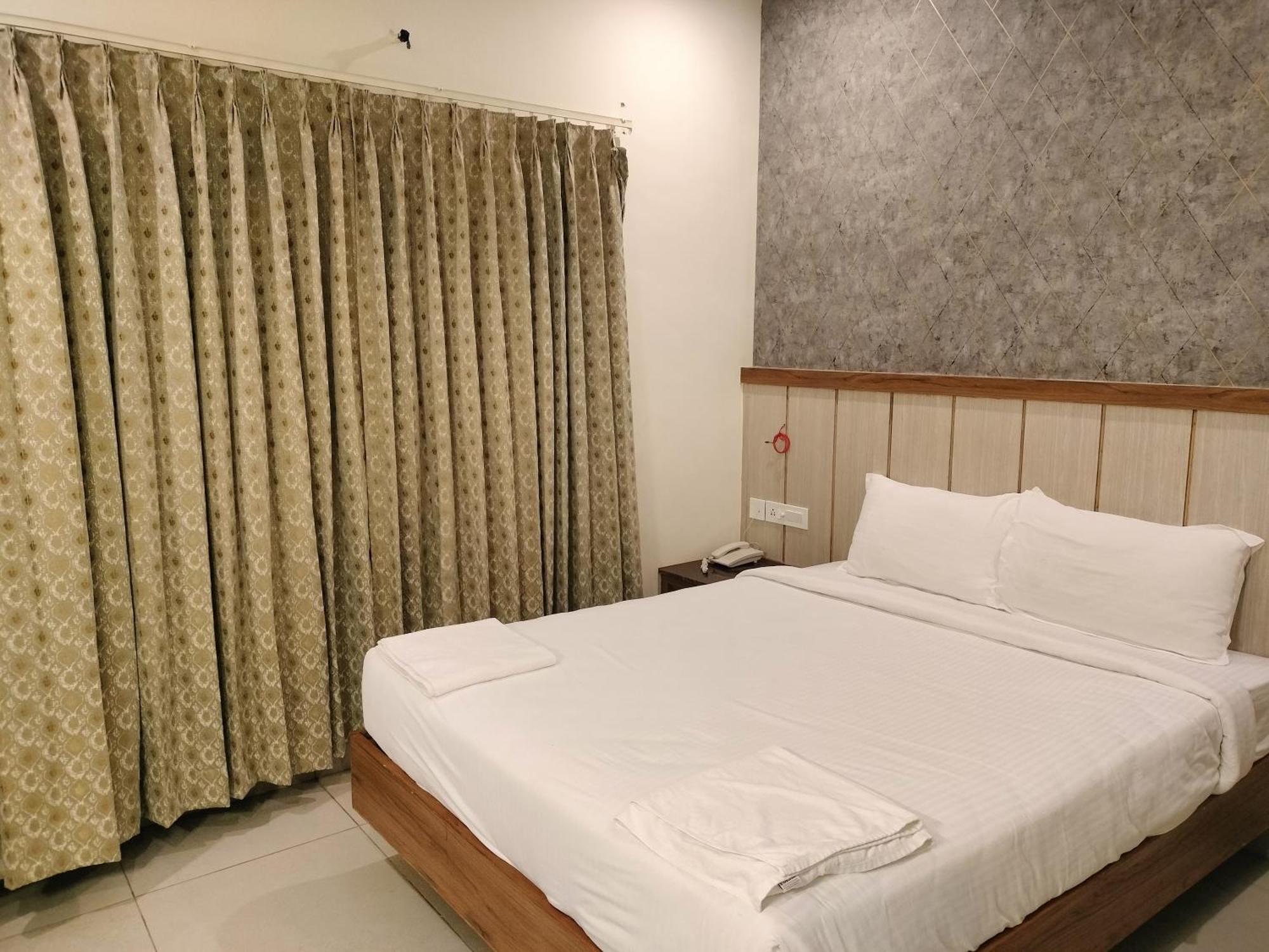 Wyt Hotels - Rameswaram Bagian luar foto